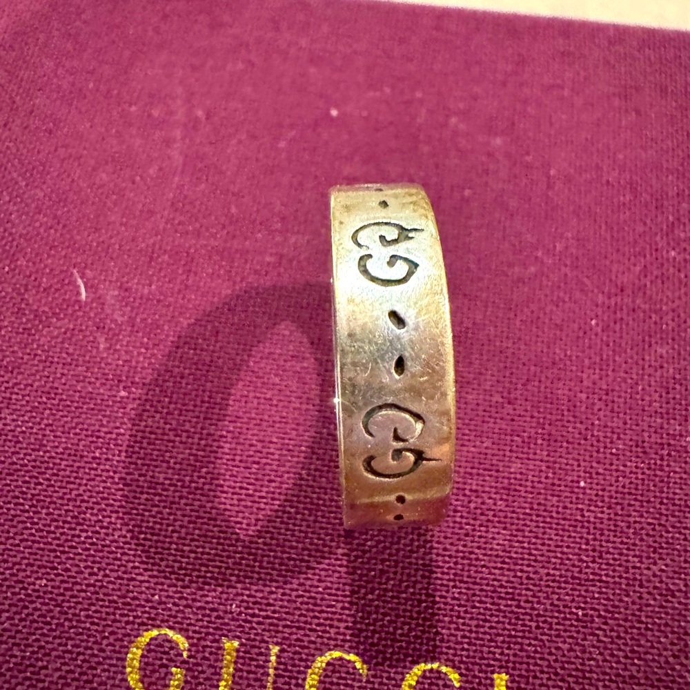 Gucci Gold Logo Band